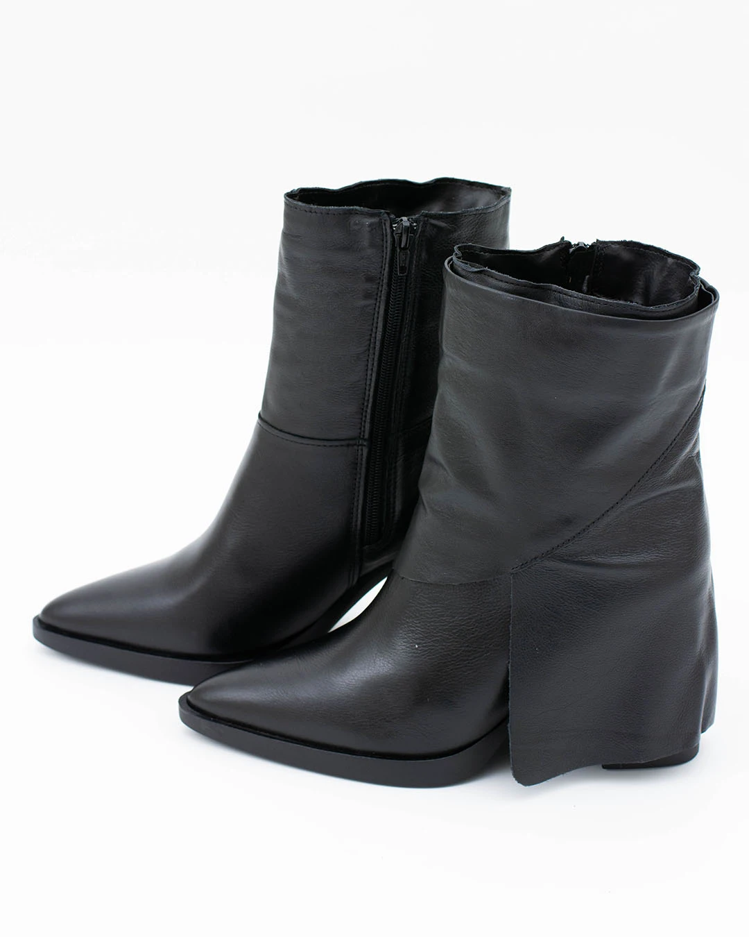 Bota Meia Pata Polaina Switch em Couro - Dolce Store