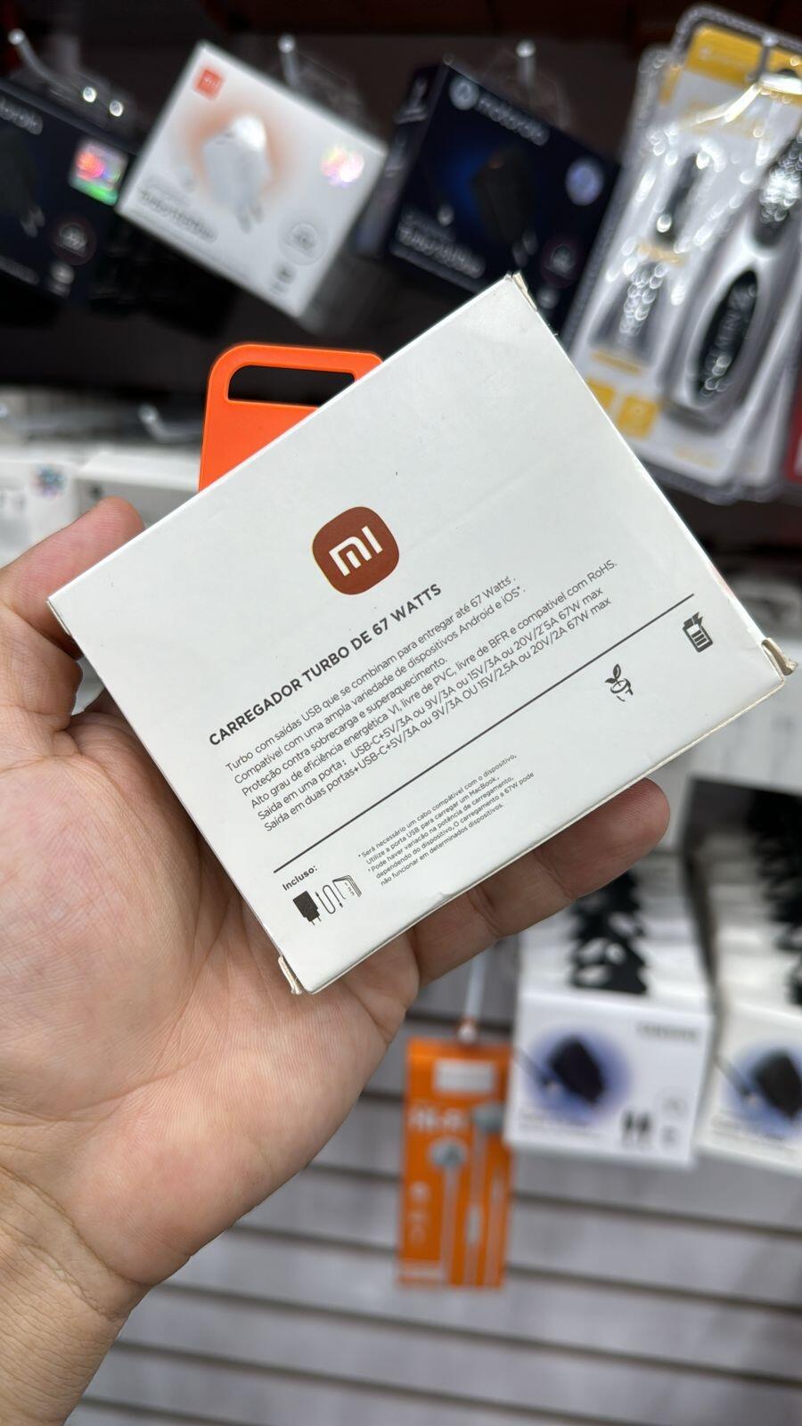 Power Bank Kaidi Turbo 10000mAh 22.5W Com Cabos Integrados
