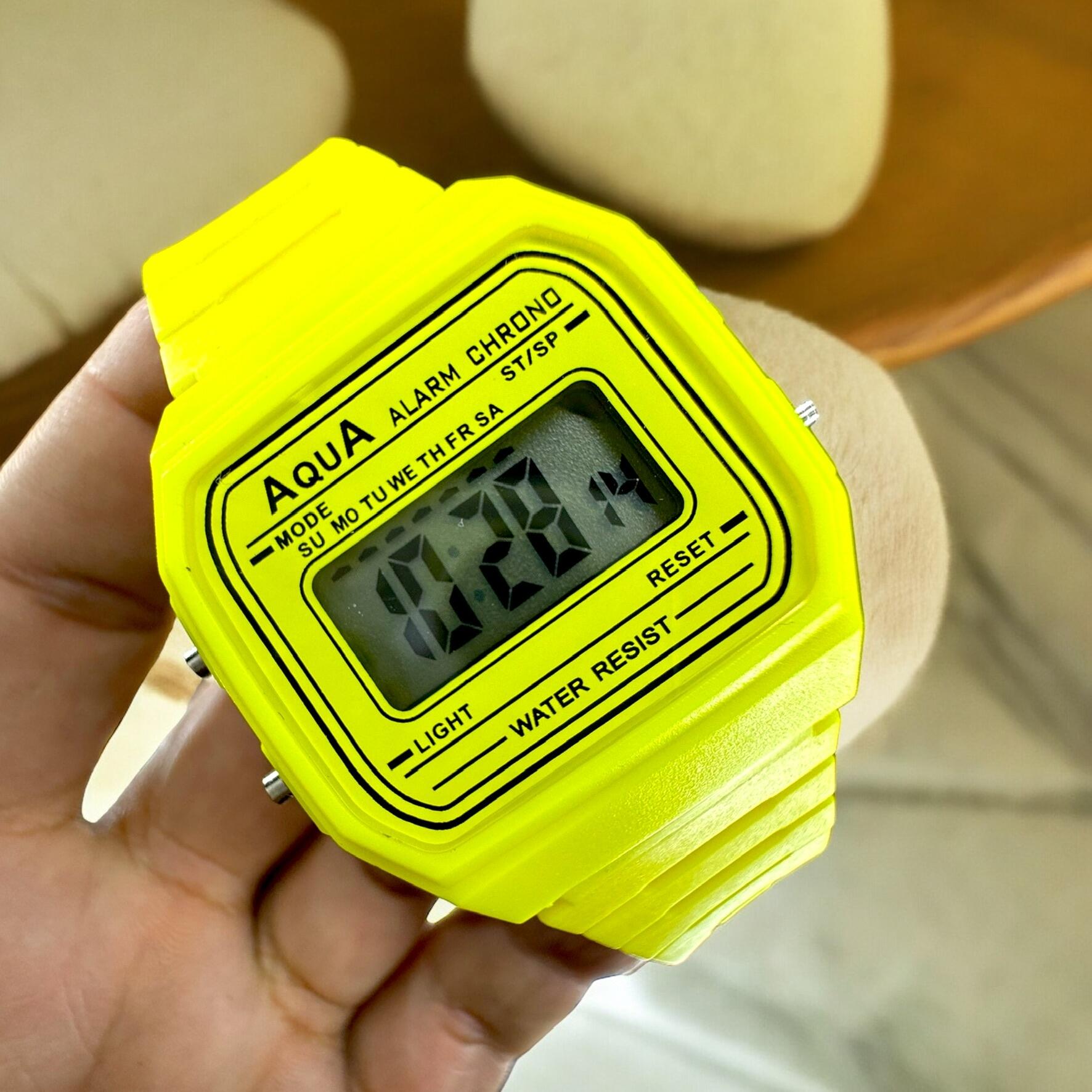 Relógio Feminino Aqua AQ-81 Amarelo Transparente - A Prova