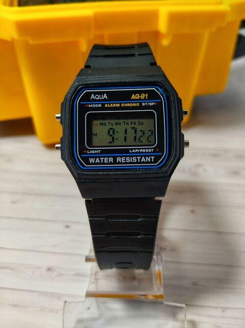 Relógio AquA mini