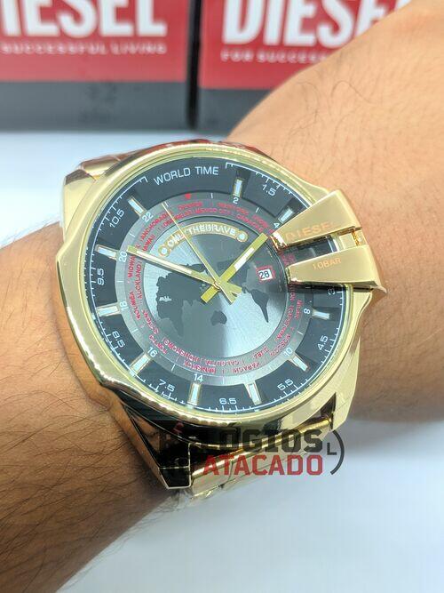 Diesel 10Bar world Pulseira de Aço Dourado Preto