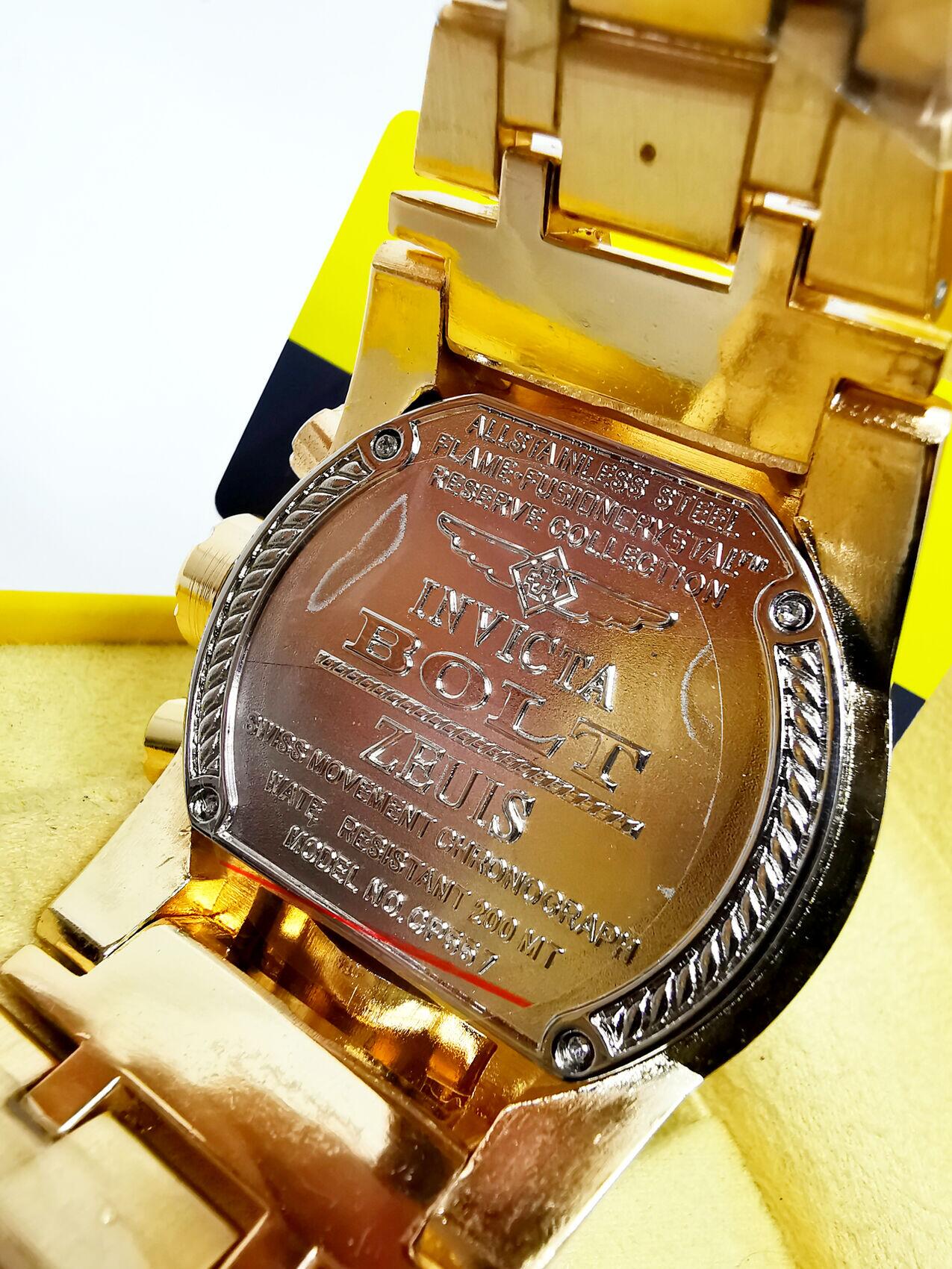 Relógio Masculino Invicta Zeus Magnum Dourado fundo Preto Pulseira