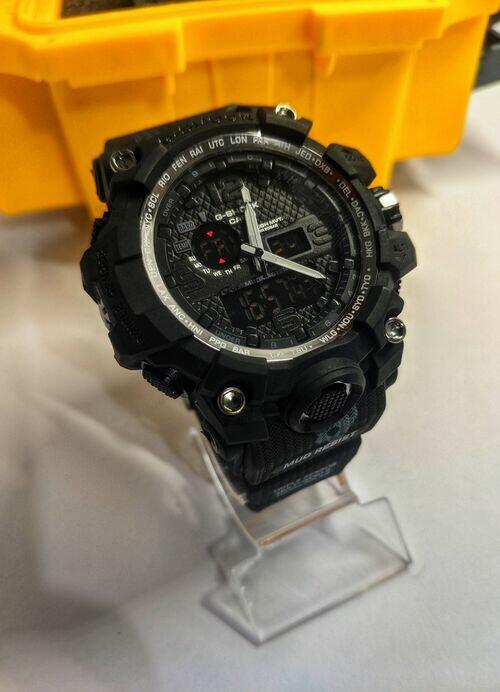 Relógio Militar G-Shock Camuflado Preto digital /analógico - a prova d'agua