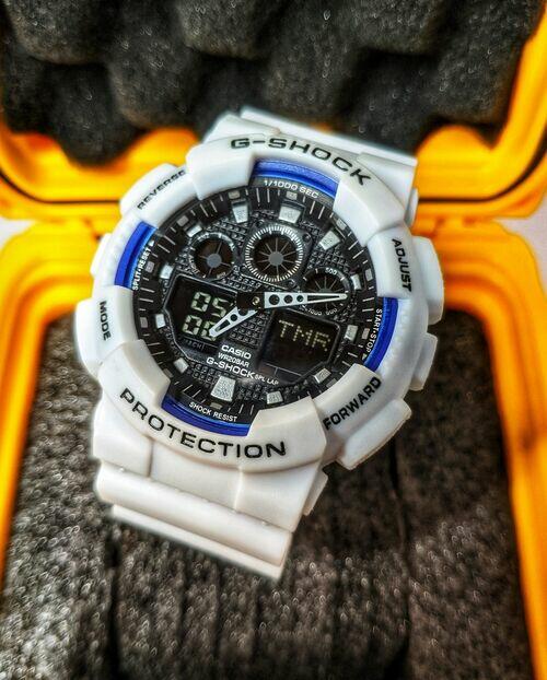 Relógio G-Shock Ga100 Branco/Azul Automático digital ponteiro