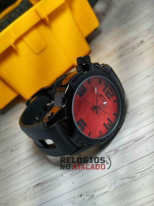 Relógio Oakley Preto/Vermelho - A prova d'agua