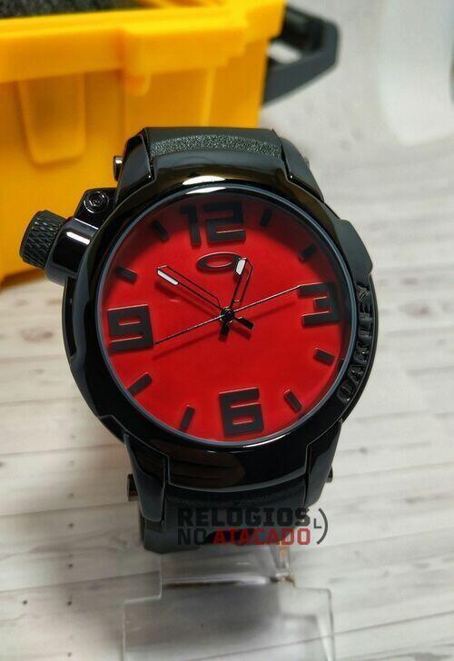 Relógio Oakley Preto/Vermelho - A prova d'agua