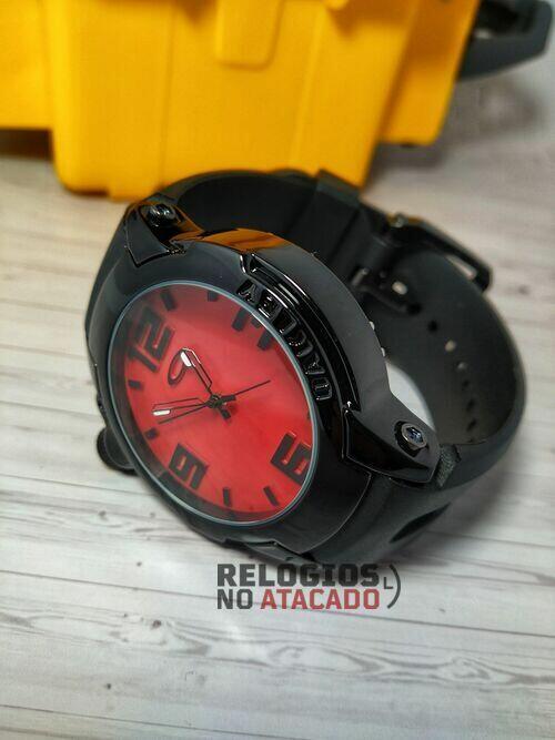 Relógio Oakley Preto/Vermelho - A prova d'agua