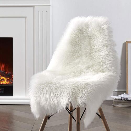 Manta Xale de Pelcia Pelo Alto Branco Para Sof/Cadeira Decorao Youtubers 1,00x80cm