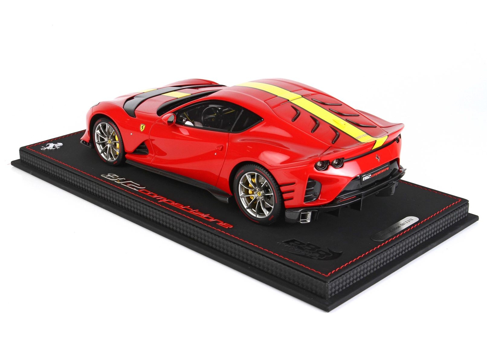 Comprar Ferrari 812 Competizione BBR Vermelha/amarela 1/18