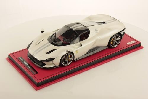 Comprar Ferrari Daytona SP3 Branca 1/18 MR Miniatura - a partir de