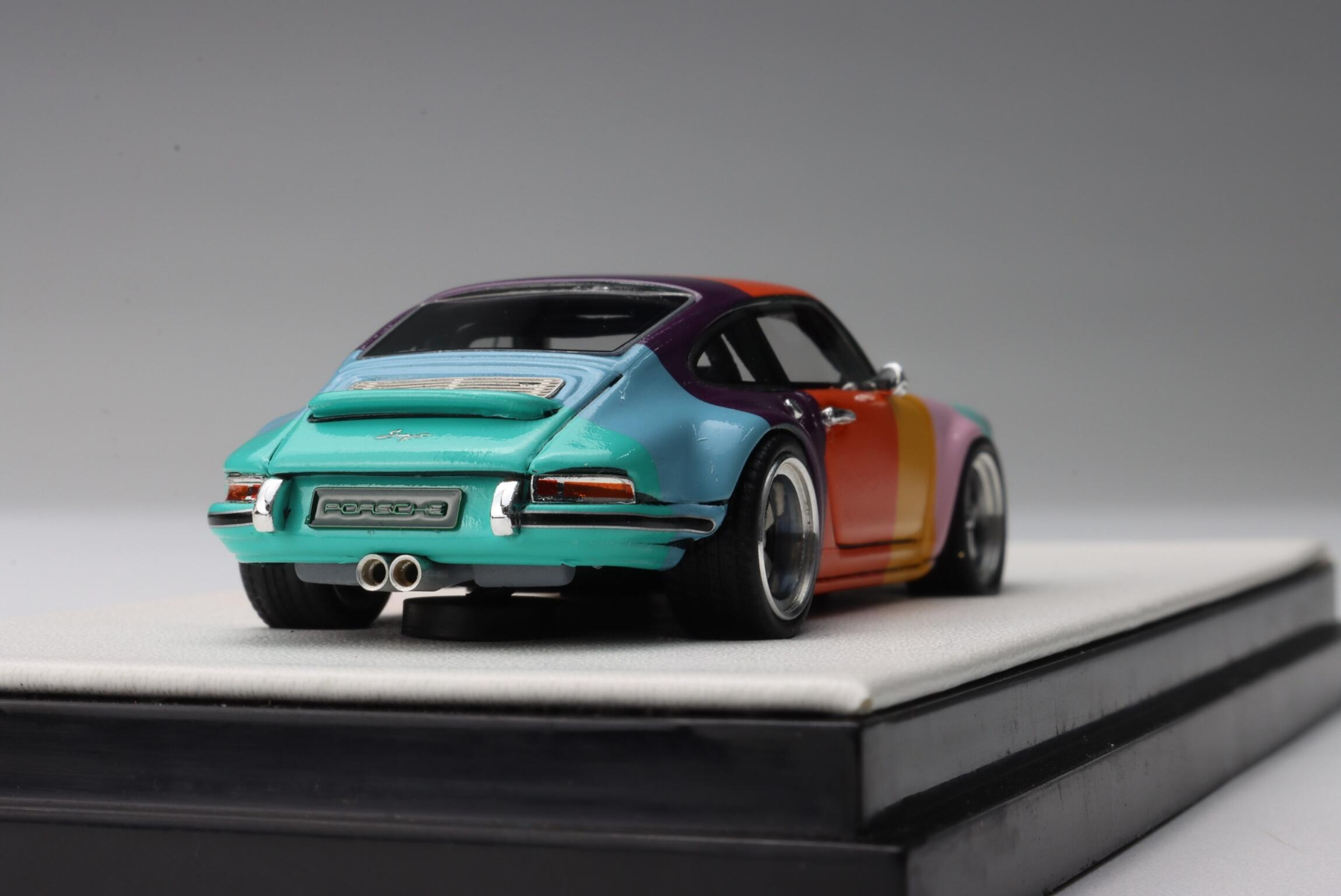 Comprar Porsche Singer Rainbow Timothy & Pierre 1/64 Miniatura - a