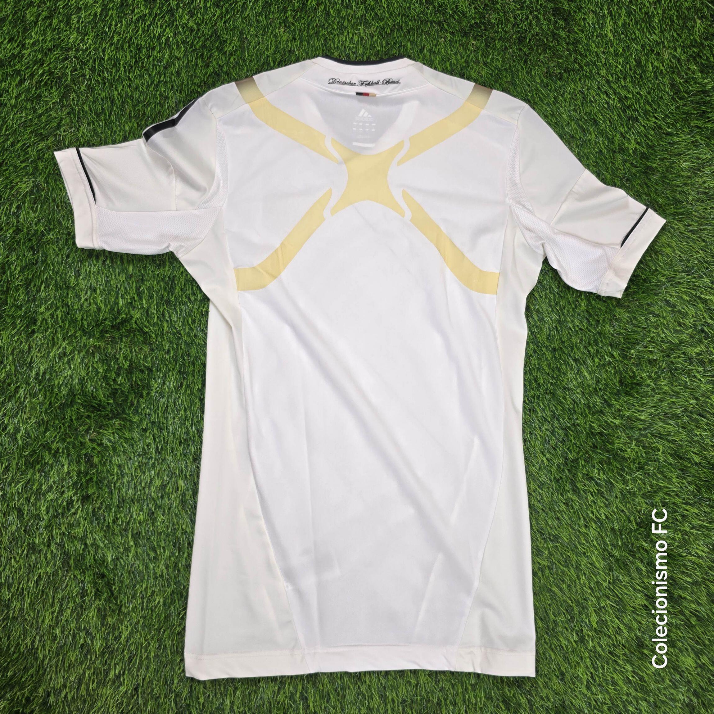 Comprar Camisa Seleção Alemanha Adidas 2011/2012 Branca Modelo